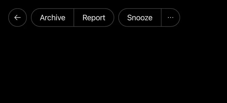 Button Group (outline) on iOS in dark mode